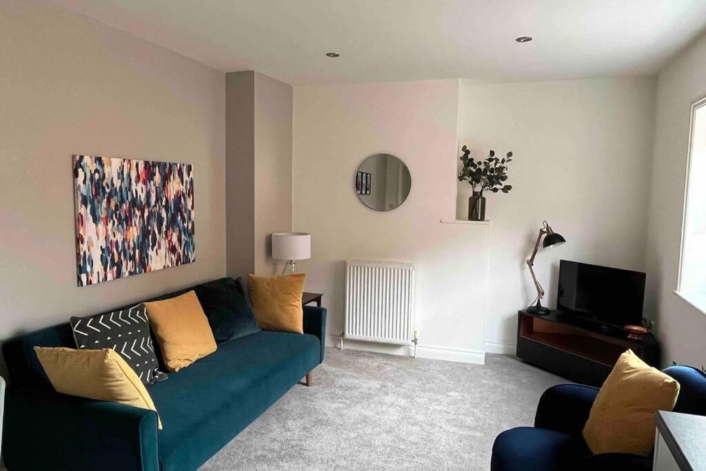 Town Centre Apartment With Parking Уолингфорд Екстериор снимка